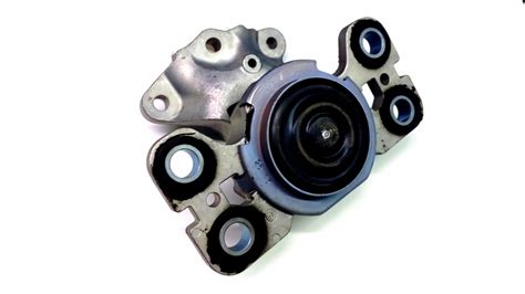 VOLVO V40 S60 V60 XC60 XC70 Lapa Poduszka Silnika OE 31401308 Za 885 99