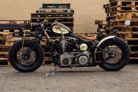 Custom Knuckle Head Leaf Spring Front End She S A Beaut Bobber