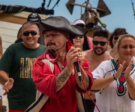 Barco Pirata Praiastur Clube De Turismo