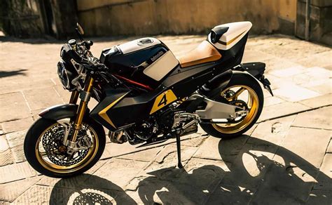 Una Moto Naked Italiana Con Motor Kawsaki Quiere Dominar El Segmento De La Honda Hornet