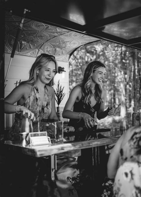 Theblondecoach The Blonde Coach Is A Full Service Mobile Bar Which Focuses Around Bringing You