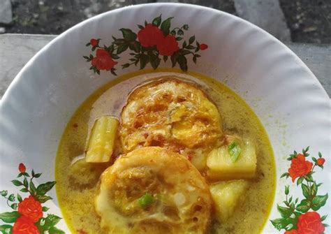 Resep Telur Ceplok Kuah Santan Oleh Rizky Alfadina Cookpad