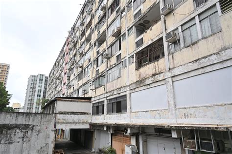 大坑西邨重建住戶無安置 居民包圍記者控訴：一無所有 獨媒報導 獨立媒體