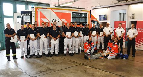 Feuerwehr Trier Notfallsanit Ter Bei Der Berufsfeuerwehr Im