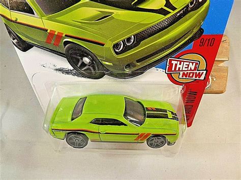 Hot Wheels Kmart Exclusive Dodge Challenger Srt Green W Gray Pr Sp Contemporary