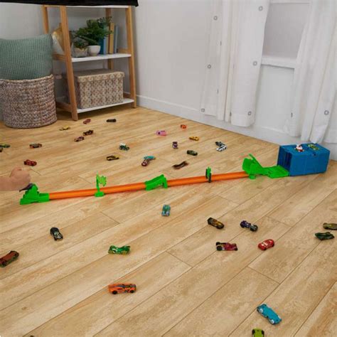 Staza Sa Rampom HKX47 Hot Wheels 109715 Volim Svoj Dom