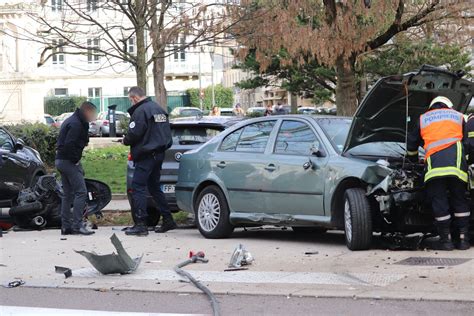 Côte d Or Faits divers Dijon accident place Saint Bernard un