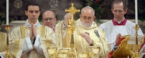 LITURGIA CATÓLICA OFICIAL ERROS NA LITURGIA DA SANTA MISSA