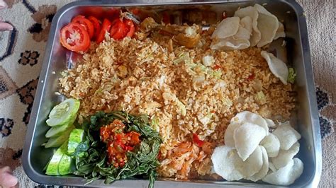 Mukbang Nasi Goreng Jumbo Kakakadikgaess Youtube