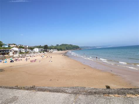 5 Dog Friendly Beaches in Wales – Beach Stays