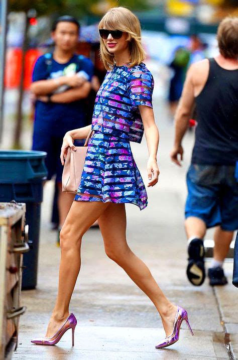 Taylor Swift In A Bright Two Piece All Ready For Summer I Love The