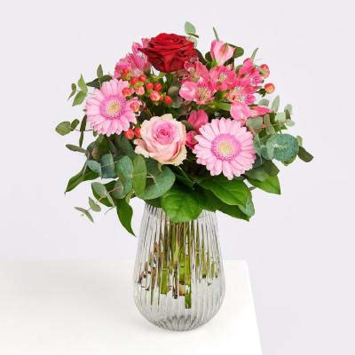 Kindest Greetings Order Flowers Online Interflora India ID1349979