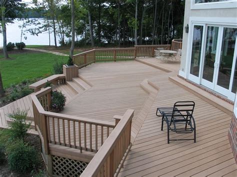 Mississauga On Deck Builder Offers Small Yard Deck Solution With