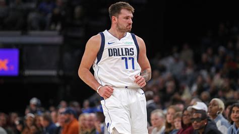 Watch Luka Doncic Put Up 35 Point Triple Double Leading Mavericks Past