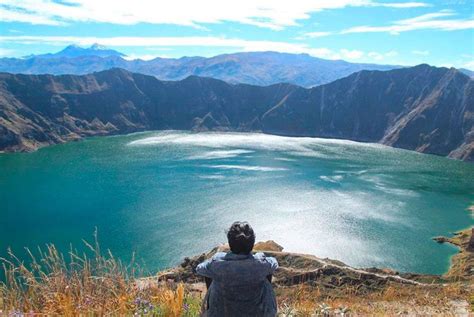 Quilotoa Lake Ecuador - Bucket List Ecuador Travel