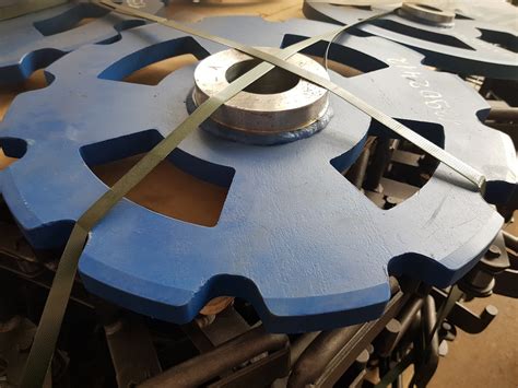 Звездочки приводных втулочно роликовых и конвейерных цепей. Купить по ...