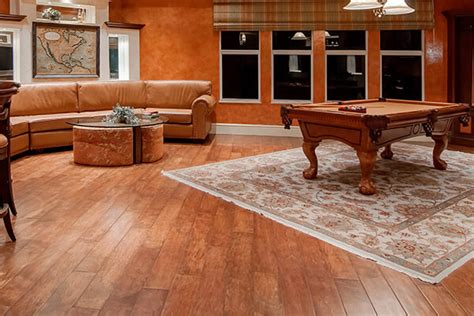 Hardwood Flooring Types | We Can Help | Call Us (214) 761-3135