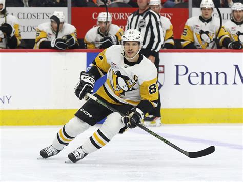 Crosby and Pavelski Defying NHL's Youth Trend - The Hockey Writers ...