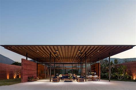 Terra House (13 Photos) - Dwell