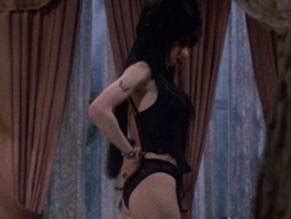 ELVIRA MISTRESS OF THE DARK NUDE SCENES AZNude
