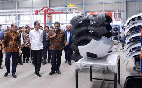 Dorong Industri Otomotif Nasional Menko Perekonomian Optimalkan