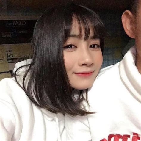 Hoàng Thị Loan hot girl sân cỏ được fan truy lùng nhiều nhất sau chiến thắng của tuyển nữ