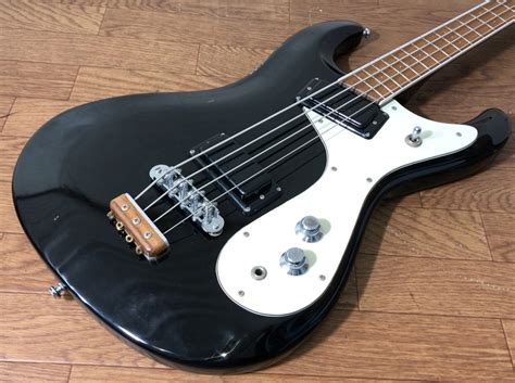 【やや傷や汚れあり】c104c031 Mosrite モズライト Kurokumo 黒雲製 エレキベース の落札情報詳細 ヤフオク落札価格