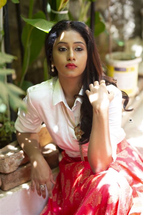 Dakkshi Guttikonda Hot Photoshoot TeluguBulletin