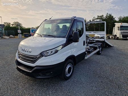 Iveco Daily Ht Iveco S H Cv Depanneuse Carte Blanche Plateau