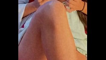 GRELUDA GOSTOSA SOLTEIRA alguém aí quer namorar comigo Rosa vermelha rosered vip XVIDEOS