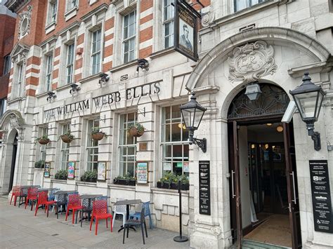 The William Webb Ellis A Wetherspoons Pub In Twickenham Flickr