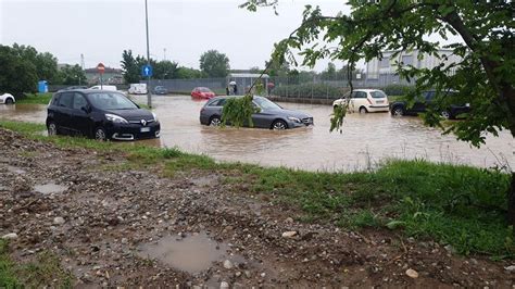 Maltempo Acqua E Fango A Bellinzago E Gessate A Monza Venerd