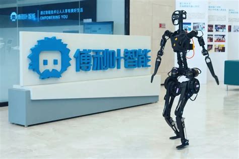 世界初の量産型人型ロボット？中国の新興企業フーリエ・インテリジェンス、ai頭脳を搭載した二足歩行ロボットを目指す