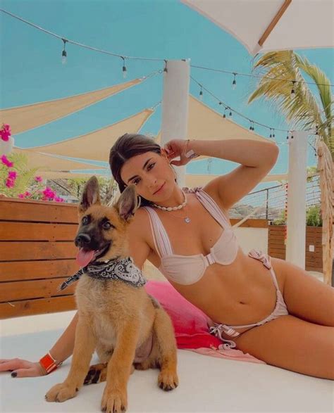 Hot Sexy Julia Arguelles Bikini Pics