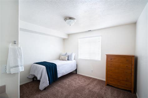 Seasons South Apartments - Off Campus Property Management