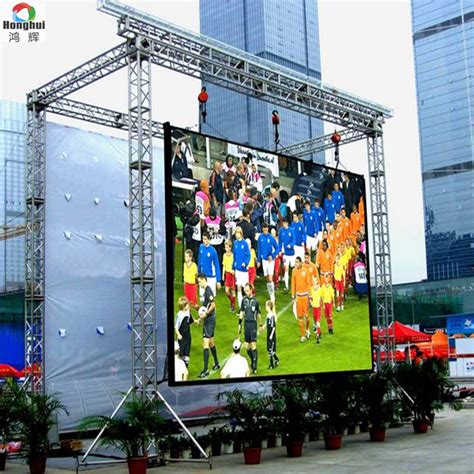 China High Refresh P3 91 P4 81 Indoor Rental Curve LED Display Screen