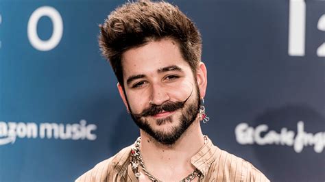 Camilo tiene un bigote con personalidad propia GQ España