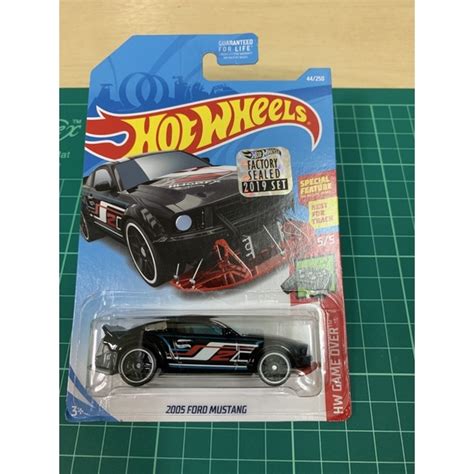 HOT WHEELS 2005 FORD MUSTANG FACTORY SEALED Shopee Malaysia