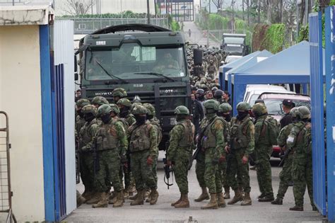 Operativo militar y policial se despliega en la cárcel N 4 de