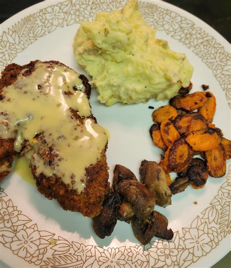 Hello Fresh Pork Schnitzel With Roasted Veggies And Creamy Mustard Dijon R Mealkits