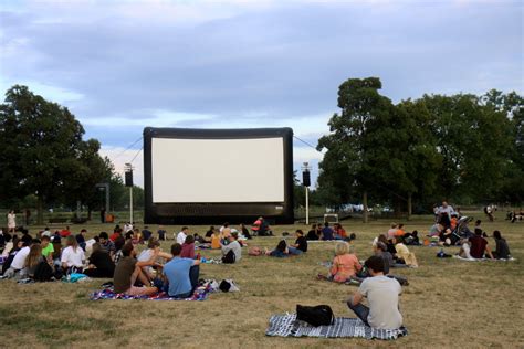 Cinéma de plein air Bohemian Rhapsody sur écran géant ce sera