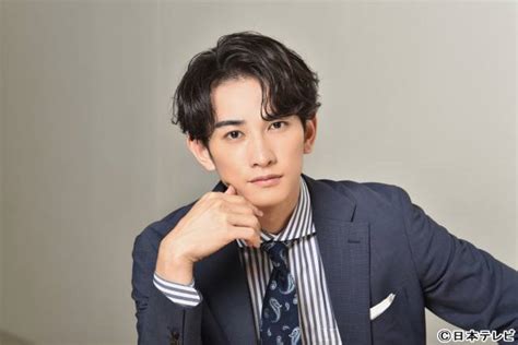 町田啓太、癖ありの“ハイスぺ男子”を熱演！ 「これまで演じてきた中で、最も濃くて様子のおかしいキャラクターにできたら（笑）」――「嘘から始まる