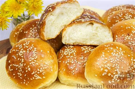 Рецепт: Дрожжевые булочки с кунжутом на RussianFood.com