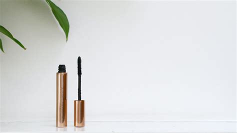 Nude By Natura Allure Defining Mascara The Eczema Store