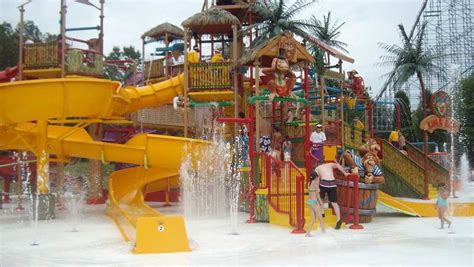 Here are the top five amusement parks, water parks in the U.S.