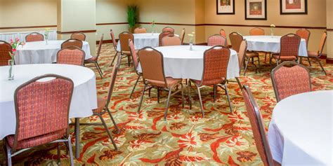 Bloomington, Indiana Hotel | Holiday Inn Express & Suites Bloomington