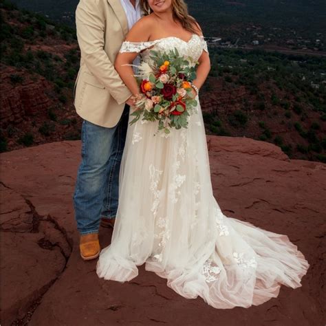 Dresses Whimsical Romantic Off The Shoulder Cream And Nude Lace