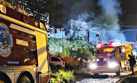 Incendio Destruyó El 90 Por Ciento De Una Vivienda Diario El Sureño