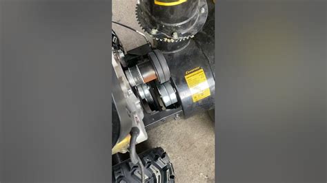 Приводные ремни шнека снегоотбрасывателя champion st1170bs - YouTube