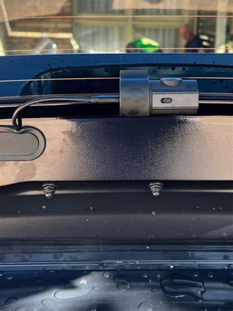 how to install reverse camera in car